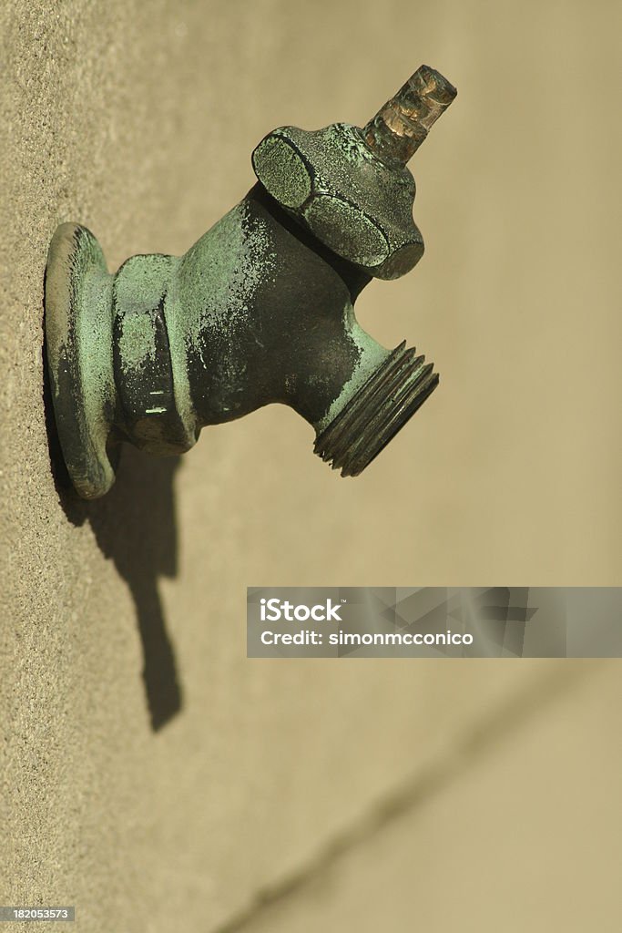 Old grifo - Foto de stock de Aire libre libre de derechos