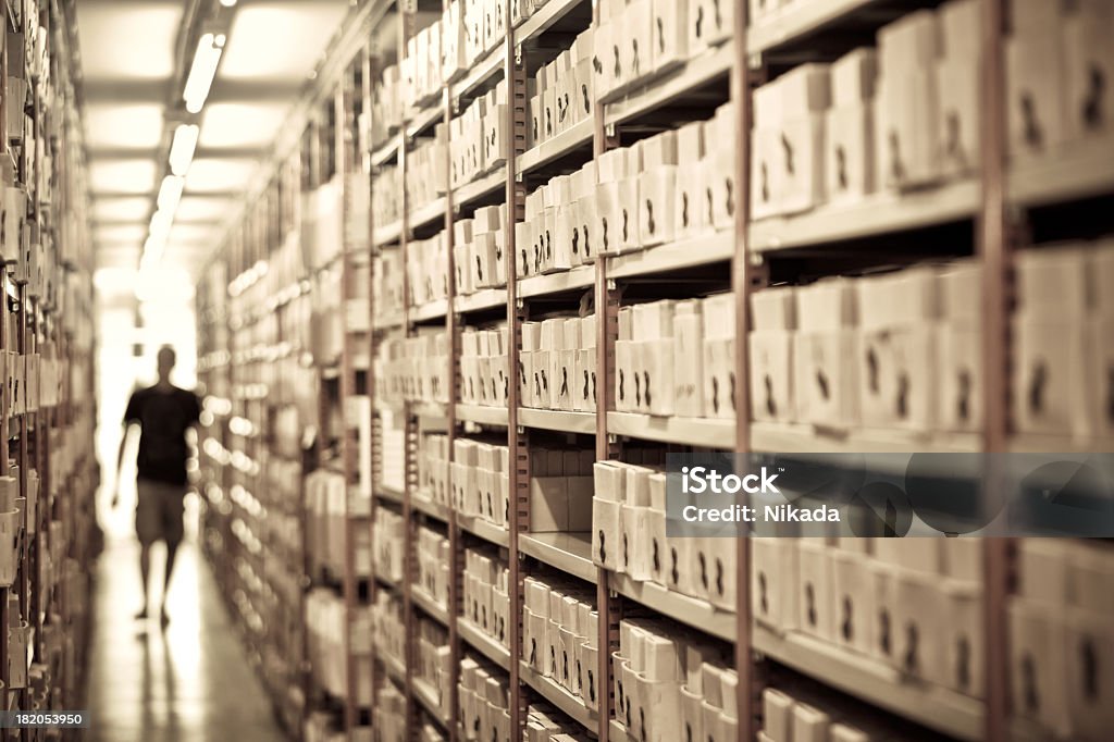 Buscar archivos en un archivo - Foto de stock de Archivos libre de derechos