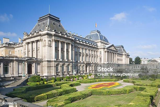 Park With Belgian Royal Palace In Brussels Stock Photo - Download Image Now - Brussels-Capital Region, Royal Palace - Brussels, Belgium
