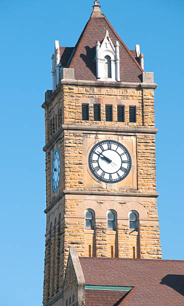 istock Clock tower of courthouse in Kansas 182054648