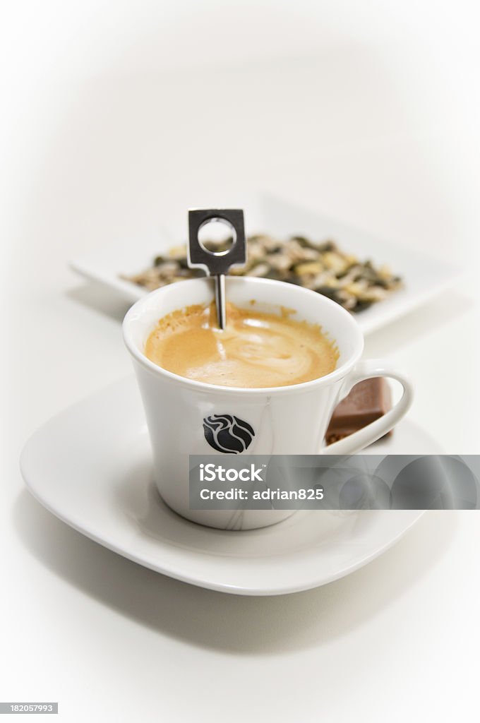 Preparar uma xícara de café nespresso - Foto de stock de Xícara royalty-free