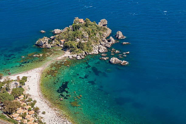 istock Isola Bella, Mazzaro-Taormina Sicily Italy 182058369