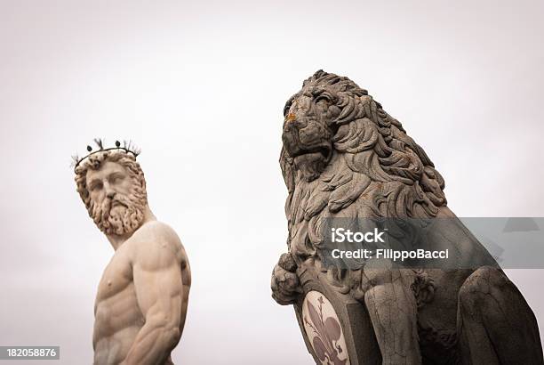 Florencji Lion I Neptune Fontanna Na Piazza Della Signoria - zdjęcia stockowe i więcej obrazów Antyczny