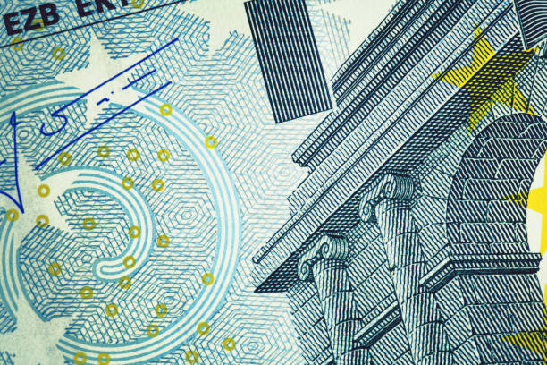 close-up of 5 евро/финансы и бизнес - currency currency exchange finance currency symbol стоковые фото и изображения