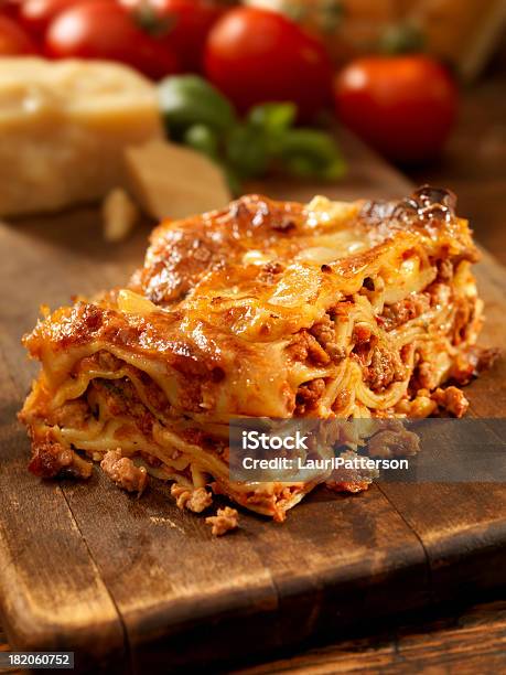 정통 이탈리아 고기류 라자냐 라자냐에 대한 스톡 사진 및 기타 이미지 - 라자냐, 고기, 슬라이스