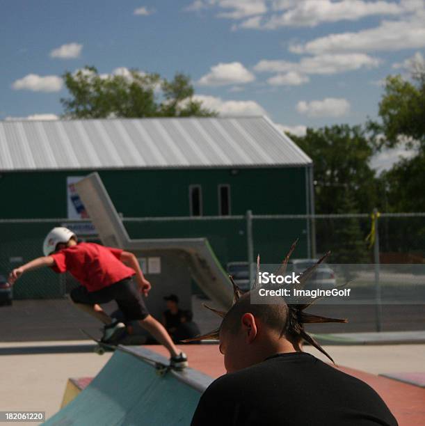 Der Skaterkultur Stockfoto und mehr Bilder von Bekommen - Bekommen, Drangsalieren, Eltern