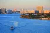 von-miami.jpg?b=1&s=170x170&k=20&c=hbokZyWYWGpLZXvTrzrUcc4S4kRwLmgTfWFEayJyf4A=