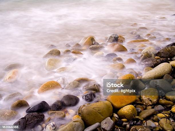 Foto de Boiling Cascalho e mais fotos de stock de Arte - Arte, Arte e Artesanato - Assunto, Cheirar