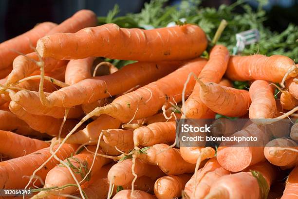 Фермеры Рынка Морковь — стоковые фотографии и другие картинки Без людей - Без людей, Бизнес, Горизонтальный