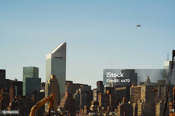 Dichter Die Skyline Der Stadt Stockfoto und mehr Bilder von Büro - Büro, Stadtsilhouette, Abschußrampe