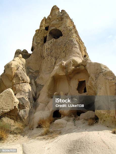 Cappadocia - zdjęcia stockowe i więcej obrazów Azja - Azja, Budowla mieszkaniowa, Budynek z zewnątrz