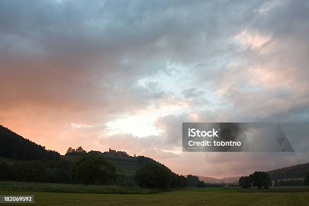 Puesta De Sol En La Región Blackforest Foto de stock y más banco de imágenes de Aire libre - Aire libre, Ajardinado, Anochecer