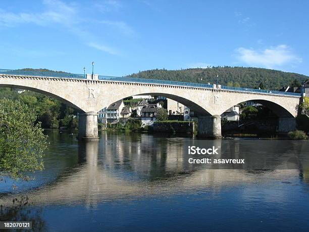 Altfranzösisch Brücke 2 Stockfoto und mehr Bilder von Alt - Alt, Berg, Brücke