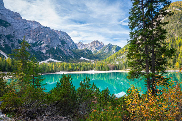 istock Lake Braies in Autumn 1820751339
