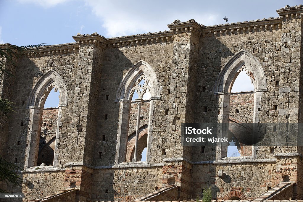 Abadía de San Galgano - Foto de stock de Abadía libre de derechos