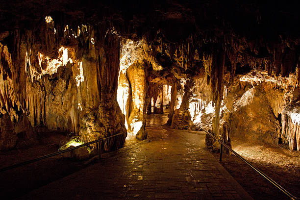 istock Cave stalactites, stalagmites, and other formations at Luray Caverns, Virginia 182092169