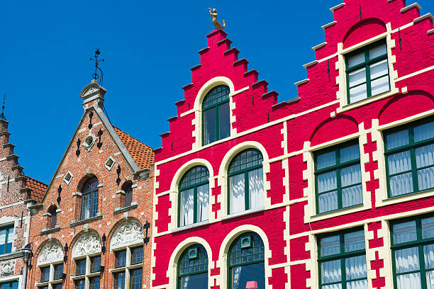 istock Historical buildings in Bruges 182098477