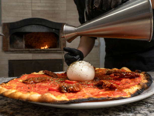 istock Olive oil in wood-fired pizza 1821035162