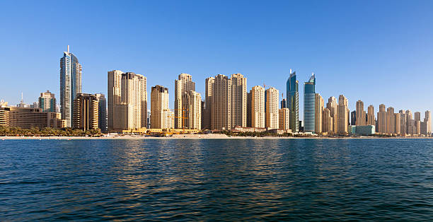 istock Dubai, Jumeirah Beach Residence 182103656