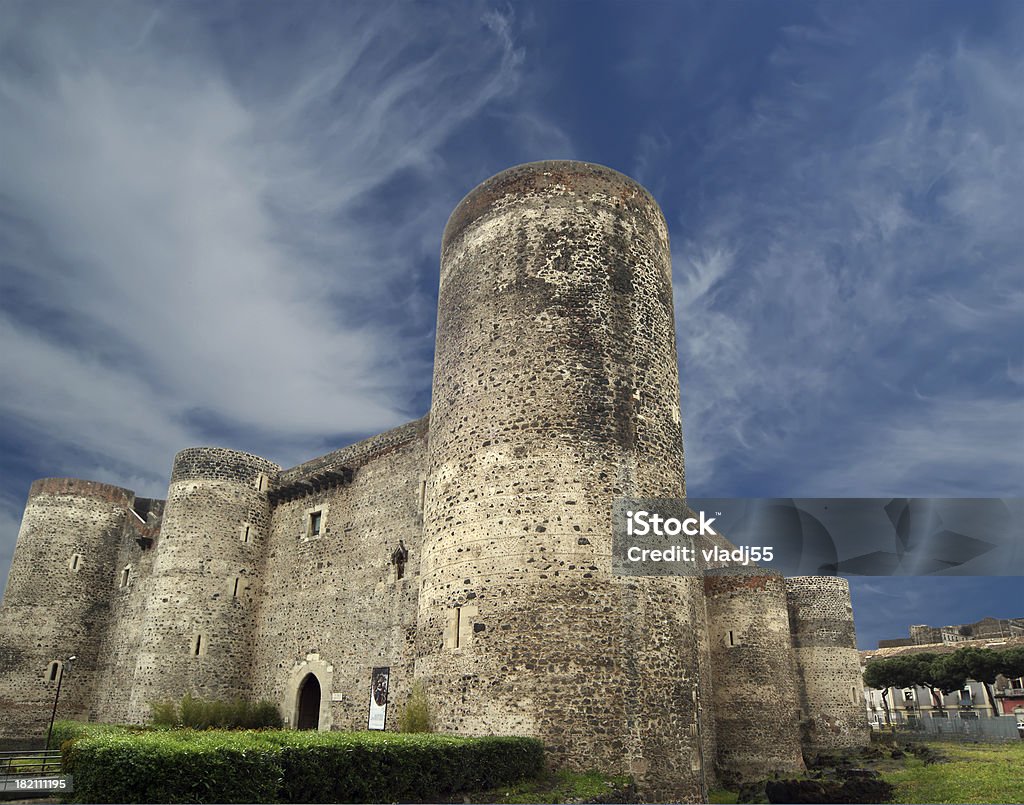 Castello Ursino est un château de Catane en Sicile, en Italie du Sud - Photo de Château libre de droits