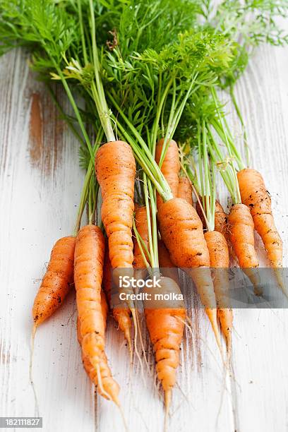 Świeże Marchew - zdjęcia stockowe i więcej obrazów Bez ludzi - Bez ludzi, Dieta, Fotografika