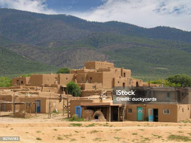 Taos Pueblo - zdjęcia stockowe i więcej obrazów Taos Pueblo - Taos Pueblo, Architektura, Bez ludzi