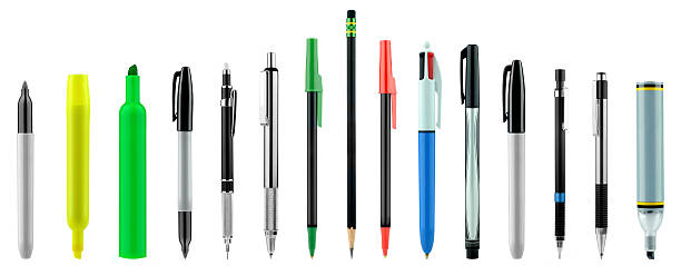 bolígrafos, lápices, diversos colores - instrumento de escribir con tinta fotografías e imágenes de stock