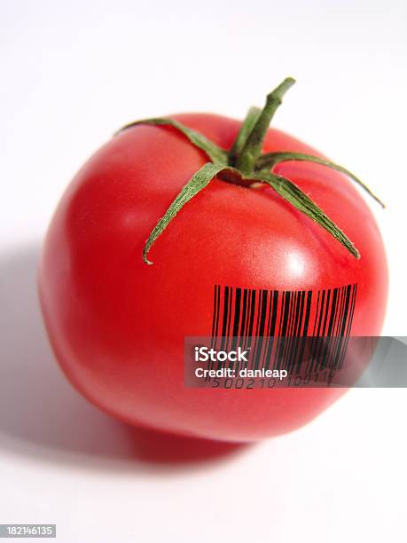 Photo libre de droit de Code Barre De Tomate banque d'images et plus d'images libres de droit de Code-barre - Code-barre, Fruit, Légume