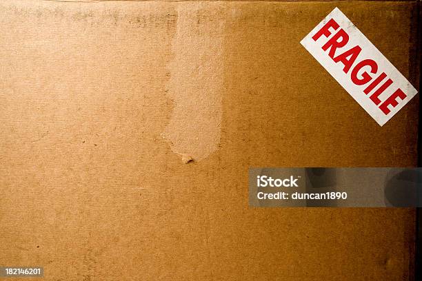 Foto de Fragile e mais fotos de stock de Abstrato - Abstrato, Armazém de distribuição, Aviso de frágil