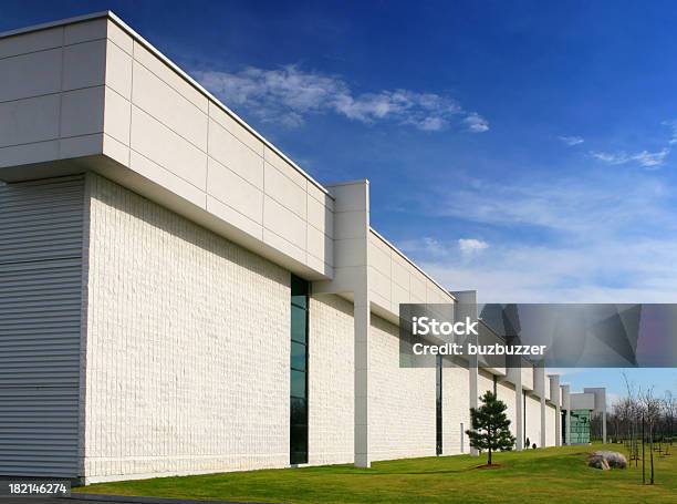 Große Manufacturing Plant Außenansicht Stockfoto und mehr Bilder von Lagerhalle - Lagerhalle, Gebäudefront, Modern