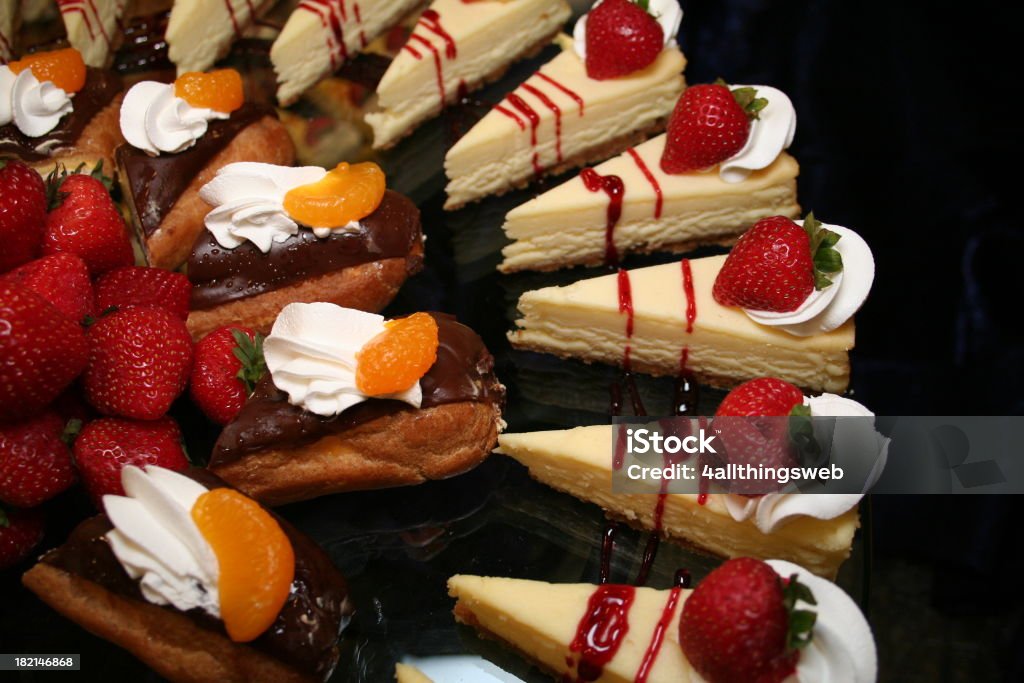 Gâteau au fromage et des fraises - Photo de Aliment libre de droits