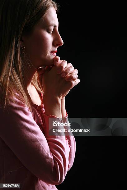 心の祈祷色 - 1人のストックフォトや画像を多数ご用意 - 1人, ひらめき, カトリック