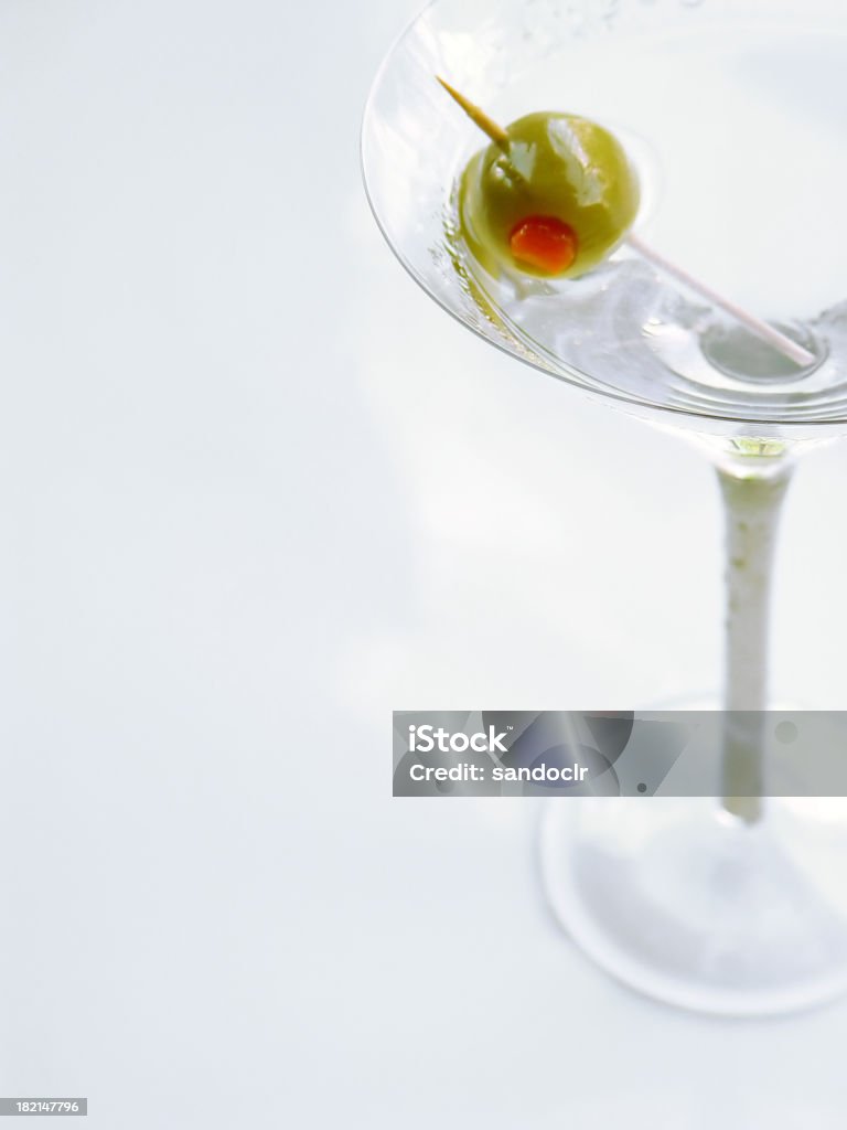 Martini con olive - Foto stock royalty-free di Alchol