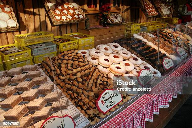 Foto de Doce Tentação e mais fotos de stock de Viena - Áustria - Viena - Áustria, Natal, Mercado Natalino