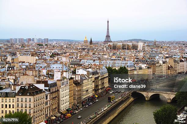 Notredame De Paris - Fotografias de stock e mais imagens de Bulevar - Bulevar, Capitais internacionais, Cidade