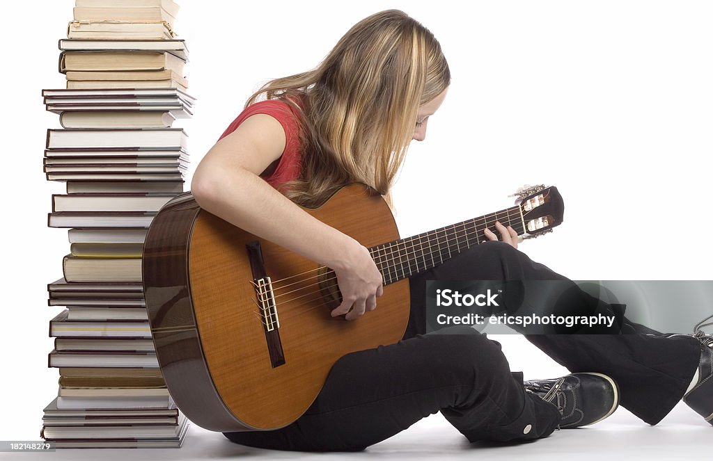 Niña tocando la guitarra - Foto de stock de Aburrimiento libre de derechos