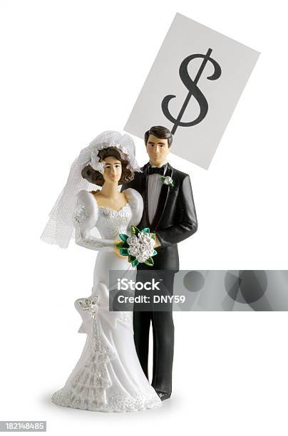 Знак Доллара И Wedding Cake Topper — стоковые фотографии и другие картинки Валюта - Валюта, Свадьба, Медовый месяц