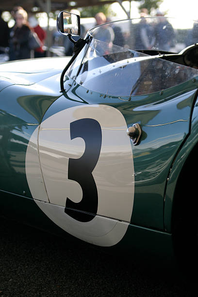 aston martin dbr1 - paddock fotografías e imágenes de stock