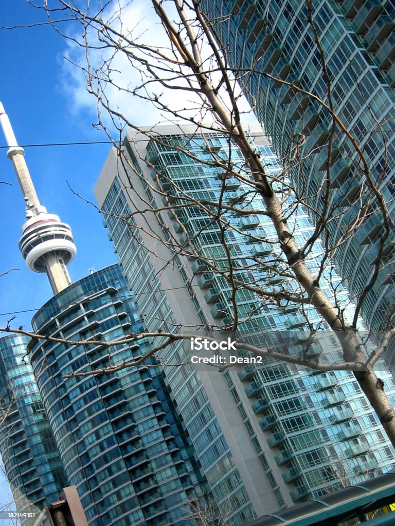 Condominios - Foto de stock de Arquitectura libre de derechos