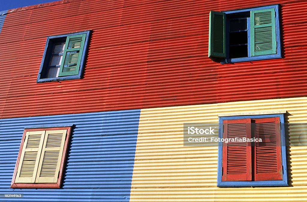 Quatre fenêtres, La Boca de Buenos Aires, Argentine - Photo de Buenos Aires libre de droits