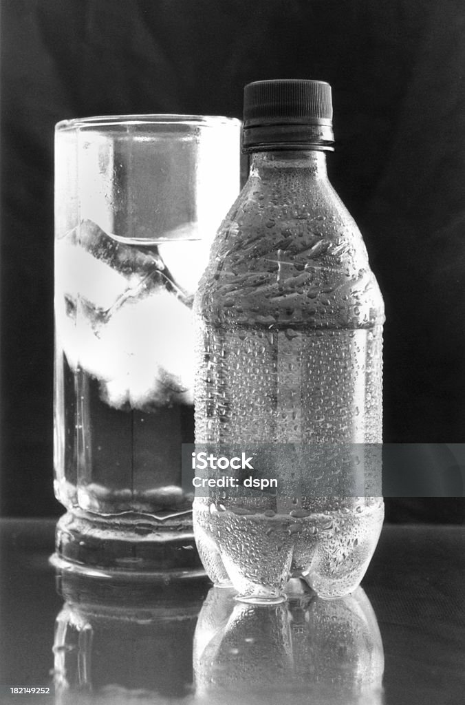 Agua para las personas - Foto de stock de Agua libre de derechos