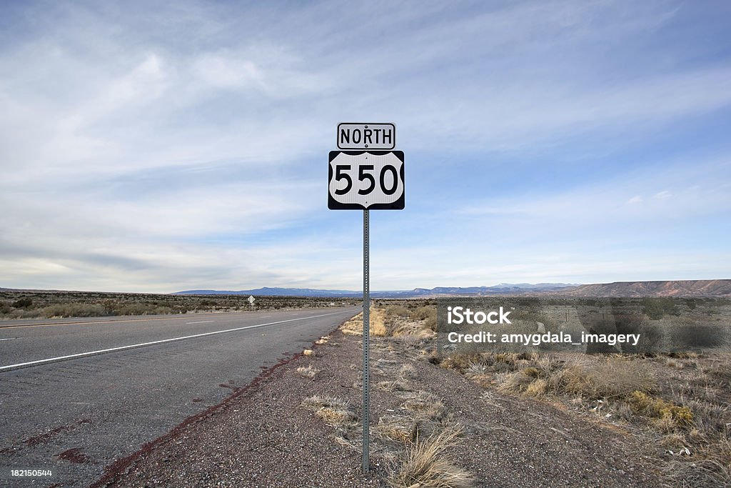 Estrada paisagem do deserto - Foto de stock de Autoestrada royalty-free