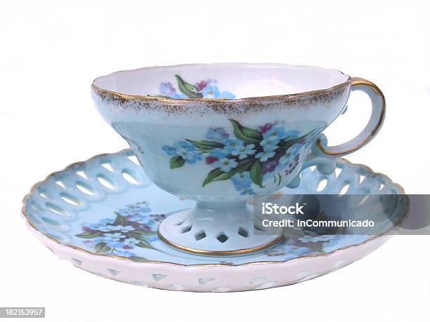 Бабушкаs Teacup3 — стоковые фотографии и другие картинки Фарфор - Фарфор, Чашка, Изолированный предмет