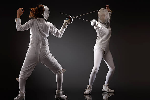 szermierka - fencing sport rivalry sword zdjęcia i obrazy z banku zdjęć