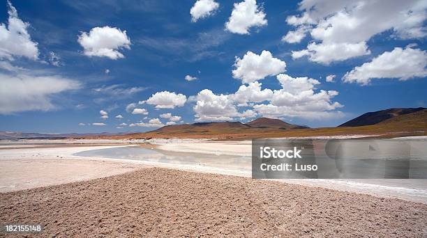 Salt Lake Salar De Altiplanoatacama Chile Stockfoto und mehr Bilder von Abenteuer - Abenteuer, Alles hinter sich lassen, Altiplano