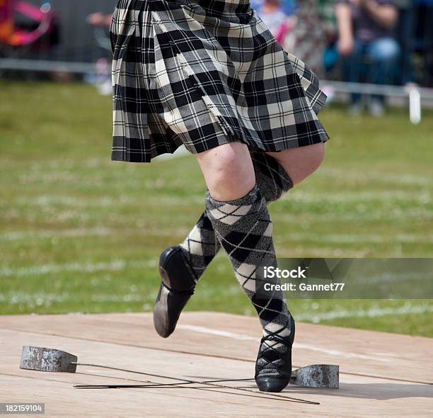 Scottish Spada Ballerino - Fotografie stock e altre immagini di Giochi delle Highland - Giochi delle Highland, Adulto, Arto - Parte del corpo