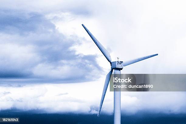 Wind Power Stockfoto und mehr Bilder von Sturm - Sturm, Windkraftanlage, Abenddämmerung