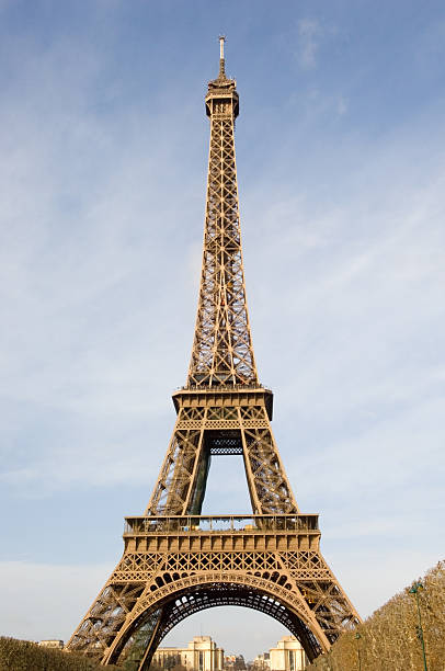 istock eiffel tower paris in love 182161225