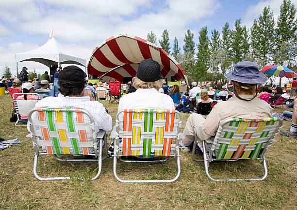 istock Three lawn chair guys. 182162262