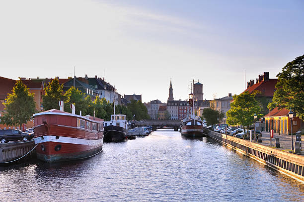 istock Canal in Copenhagen, Denmark 182166747
